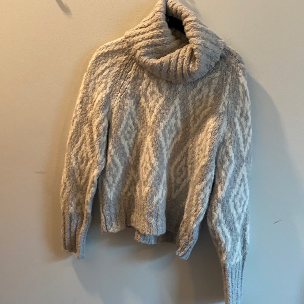 j crew turtle neck sweater cashmere